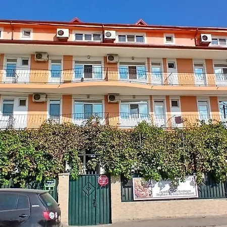 Marea Vieții Hostel